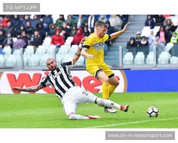 意甲尤文中场抢断转攻形成致命一击